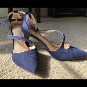Kelly & Katie Navy Suede Heels